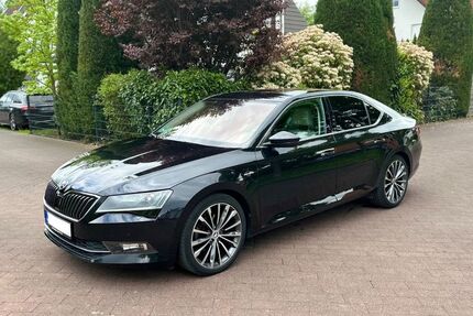 Skoda Superb 105.000 km 19.900 € Aschaffenburg 63739