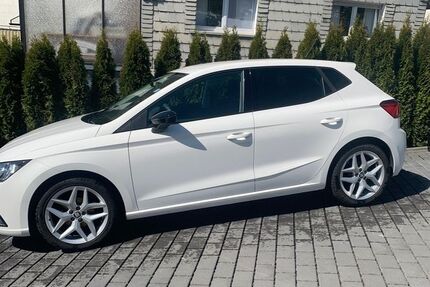 Seat Ibiza 145.000 km 10.000 &euro; Runkel 65594