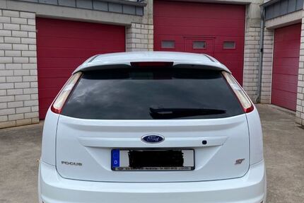 Ford Focus 115.000 km 11.999 € Trier 54294