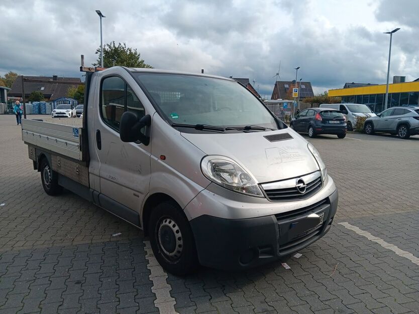 Opel Vivaro 237.000 km 2.599 € Düsseldorf 40233