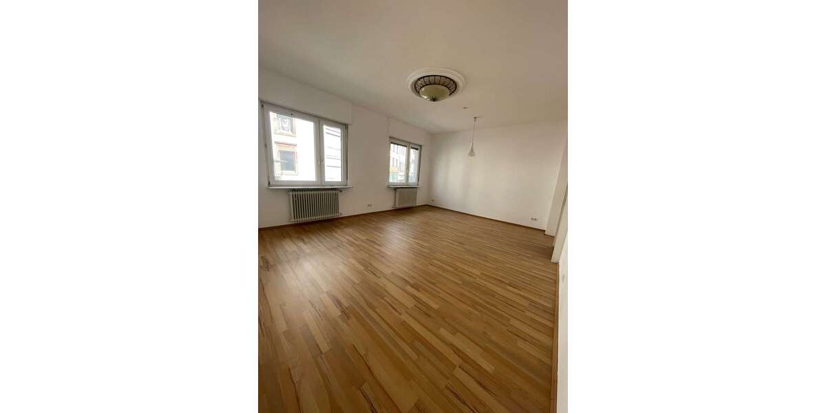 Wohnung zum Mieten in Kaiserslautern 1.250 € 126 m² 4 zimmer