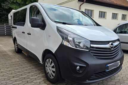 Opel Vivaro 106.317 km 20.900 € Nürnberg 90441