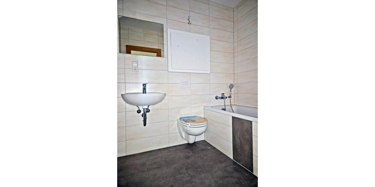 Etagenwohnung Kirchberg - 6 Zimmer, 126 m&sup2;, 599&euro; | Angebot:26193254