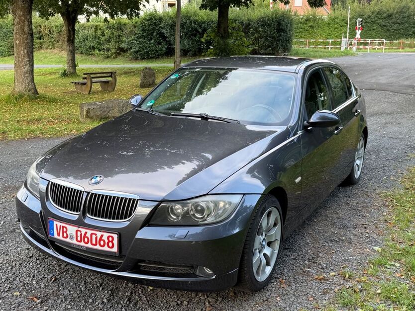 BMW 325 159.000 km 8.990 € Nieder Gemünden 35329