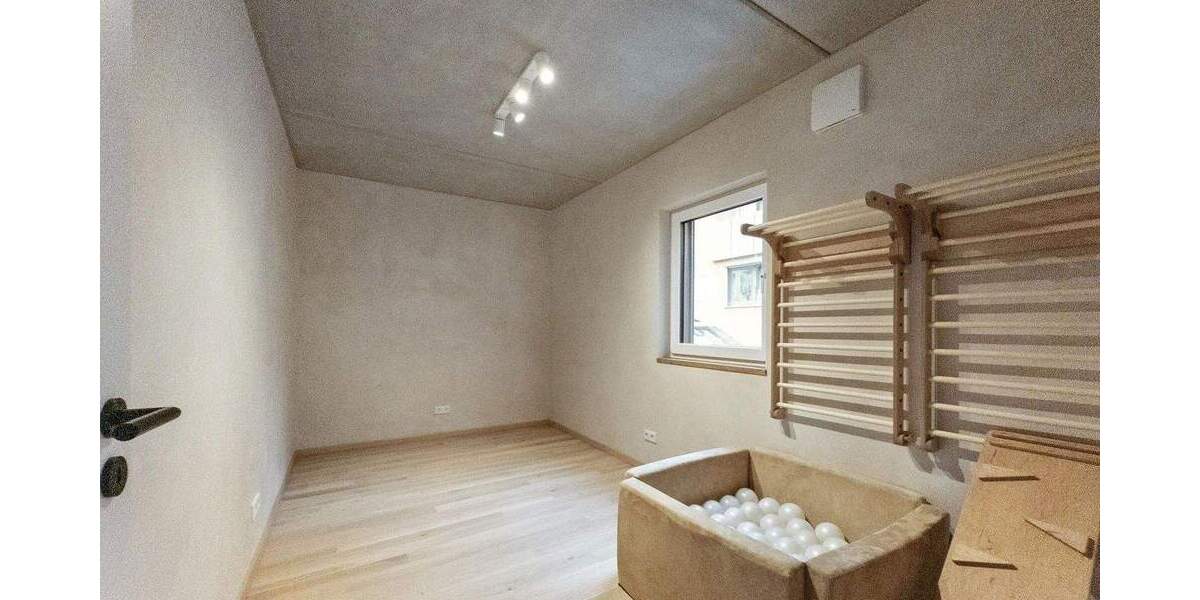 Einfamilienhaus Würzburg Heidingsfeld - 8 Zimmer, 215 m&sup2;, 1.095.000&euro; | Angebot:25566089