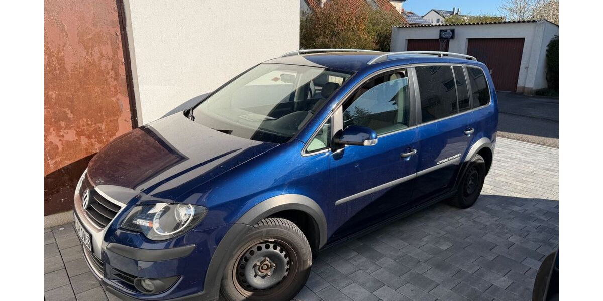 VW Touran 285.000 km 4.190 &euro; Oedheim 74229