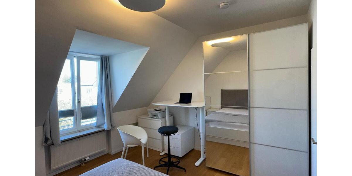 Dachgeschoßwohnung München Neuhausen-Nymphenburg - 2 Zimmer, 52 m&sup2;, 572.000&euro; | Angebot:25900913