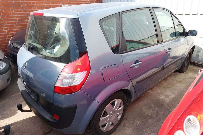 Renault Scenic 176.000 km 299 € Springe 31832