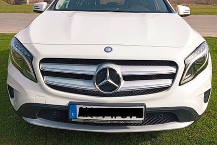Mercedes-Benz GLA 200 54.000 km 17.800 &euro; Roth 57539