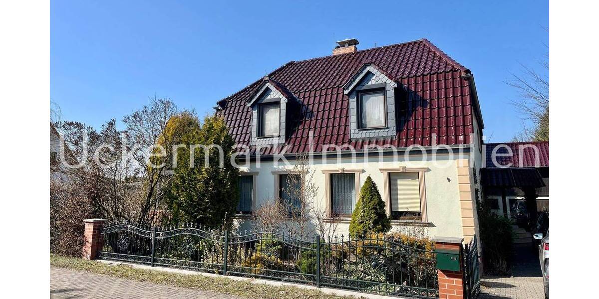 Einfamilienhaus Gramzow - 6 Zimmer, 140 m&sup2;, 320.000&euro; | Angebot:26066463