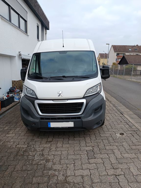 Peugeot Boxer 294.379 km 9.999 € Babenhausen 64832