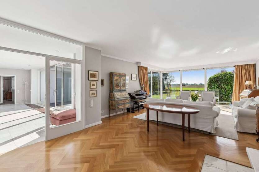 Haus zum Kaufen in Meerbusch 1.550.000 € 262 m²