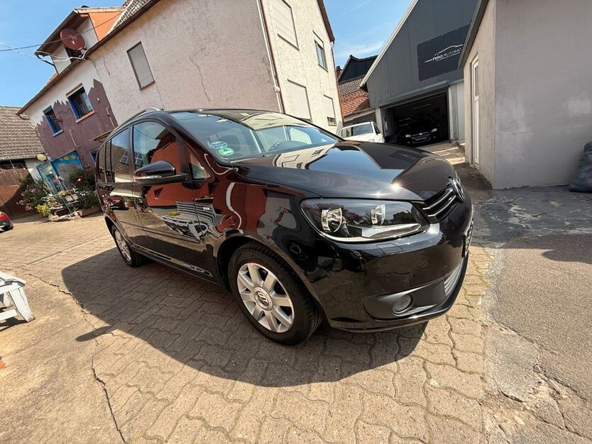 VW Touran 167.700 km 9.699 € Großheubach 63920