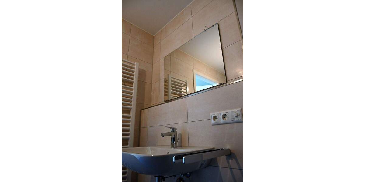Etagenwohnung Burglengenfeld Wölland - 2 Zimmer, 75 m&sup2;, 930&euro; | Angebot:26204217