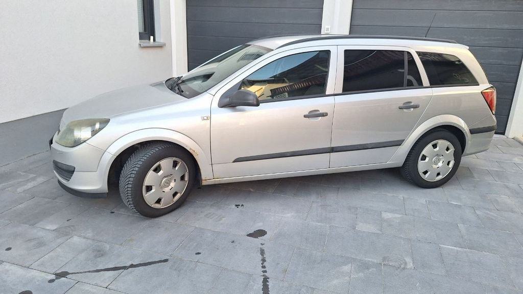 Opel Astra 331.000 km 2.200 &euro; Steinau an der Straße 36396