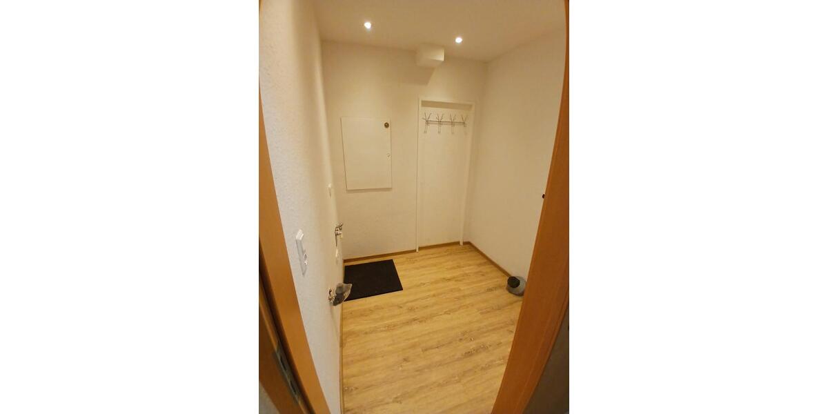 Etagenwohnung Westerstede - 3 Zimmer, 100 m&sup2;, 900&euro; | Angebot:24850246