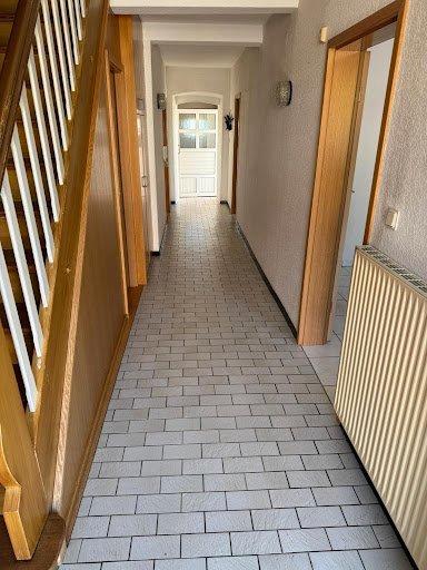 Einfamilienhaus Höheinöd - 8 Zimmer, 198 m&sup2;, 245.000&euro; | Angebot:27227806