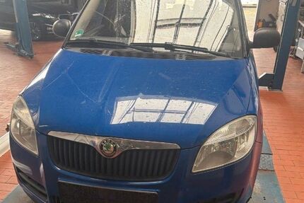 Skoda Fabia 209.000 km 900 &euro; kirchhundem 57399