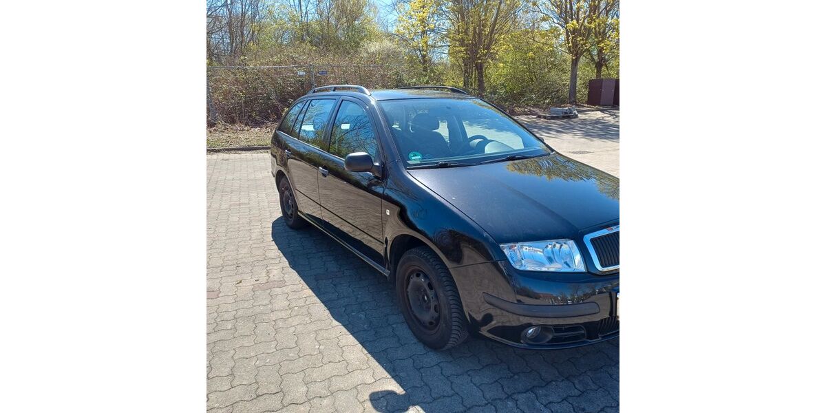 Skoda Fabia 100.100 km 2.600 &euro; Hannover 30459