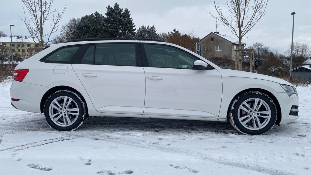 Skoda Superb 124.500 km 16.450 &euro; Oberkotzau 95145