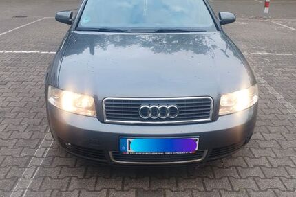 Audi A4 192.300 km 2.550 &euro; Mannheim 68219