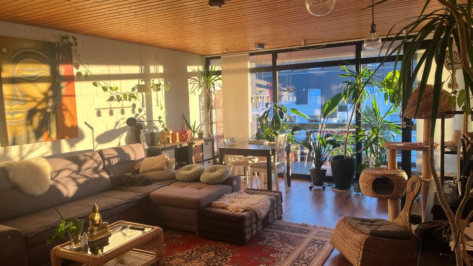 Freundliche helle 84 m² 3-Zimmer ETW im 2 OG mit großer Loggia 3 zimmer