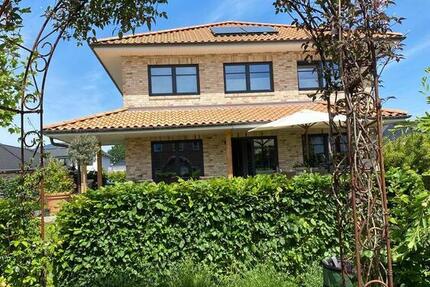 Haus Bad Bramstedt - 5 Zimmer, 144 m&sup2;, 760.000&euro; | Angebot:27066378