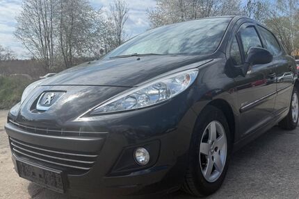 Peugeot 207 128.153 km 2.799 &euro; Chemnitz 09114