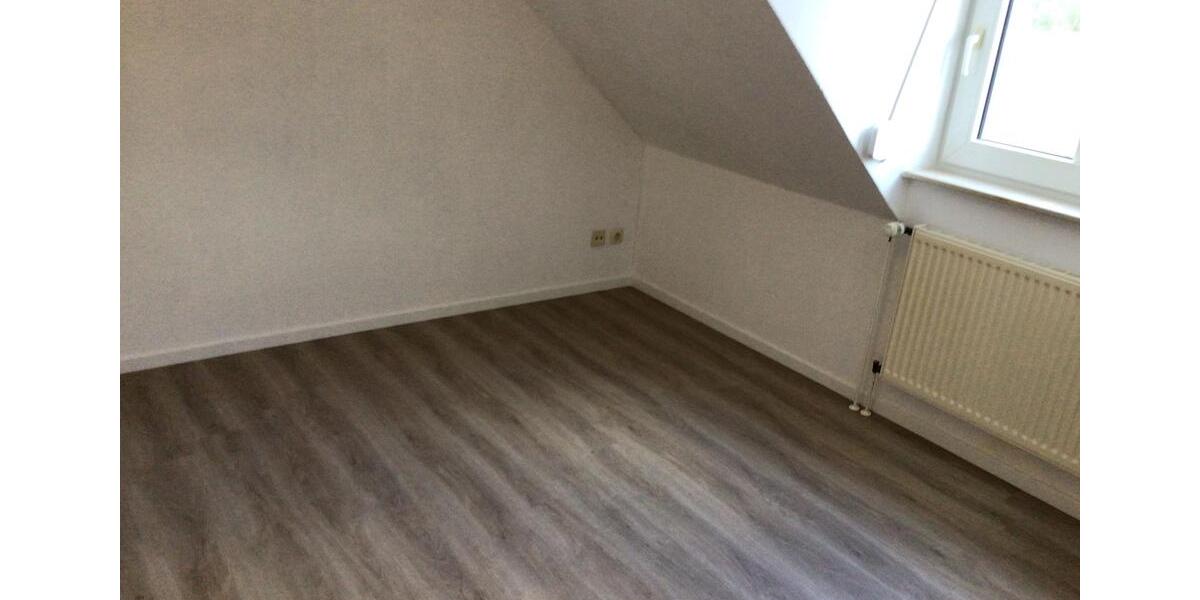Dachgeschoßwohnung Crivitz - 2 Zimmer, 55 m&sup2;, 580&euro; | Angebot:26062118
