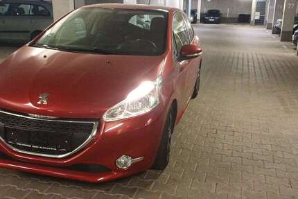 Peugeot 208 51.877 km 5.500 &euro; Stuttgart 70437