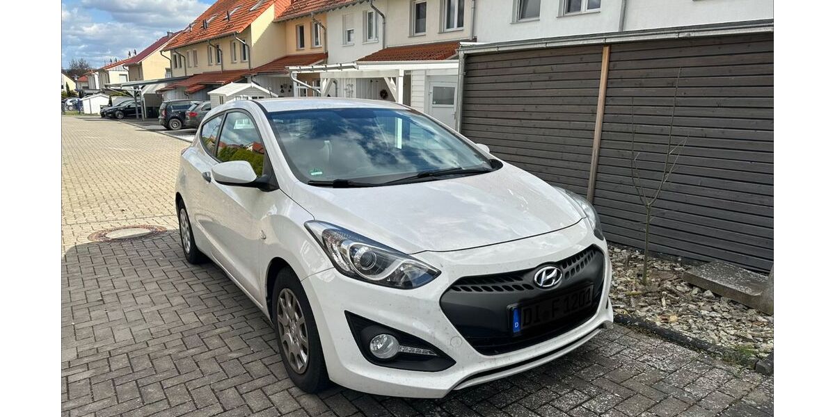 Hyundai i30 84.800 km 7.299 &euro; Goettingen 37309
