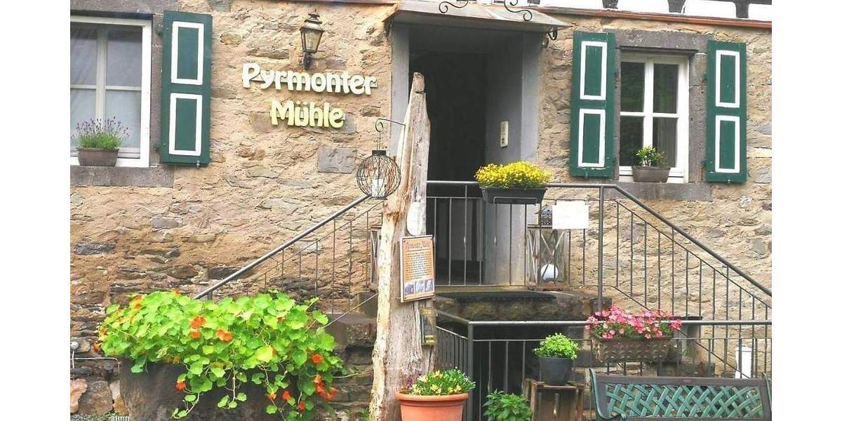 Gewerbeobjekt Roes - 1.250.000&euro; | Angebot:24821272