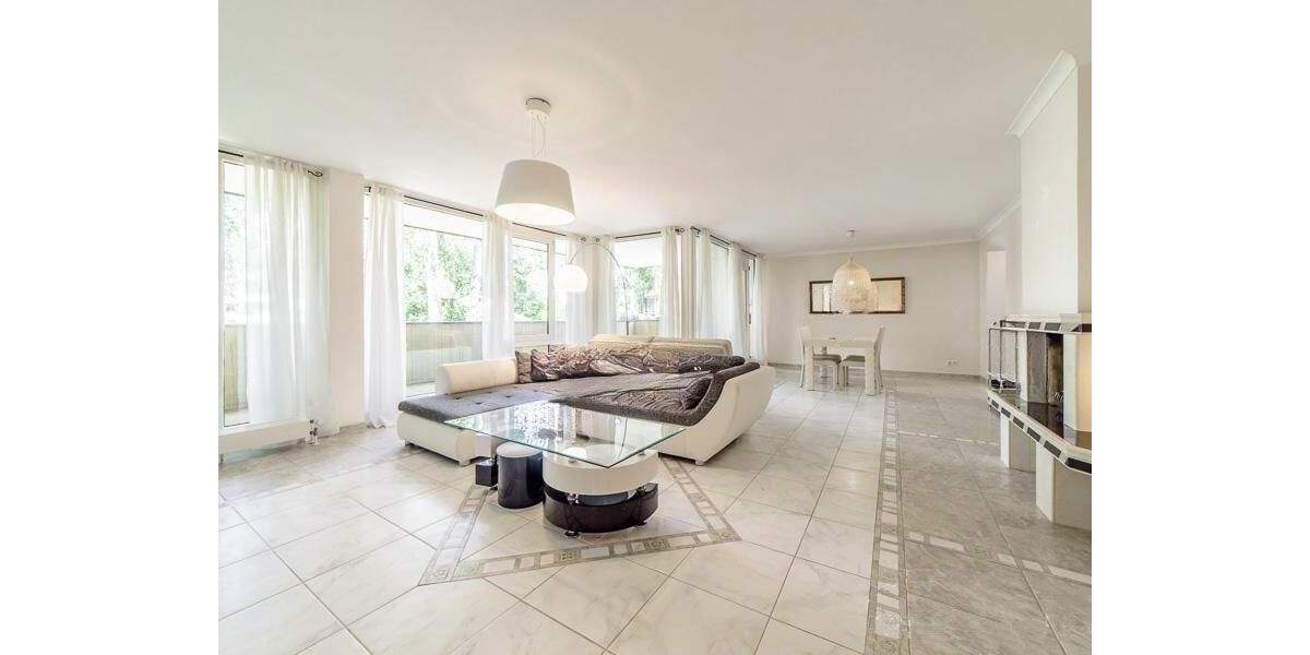 Wohntraum im edlen Blankenese: Zwei großzügige Wohneinheiten zur vielseitigen Nutzung in idyllisch ruhiger Wohnlage 7 zimmer