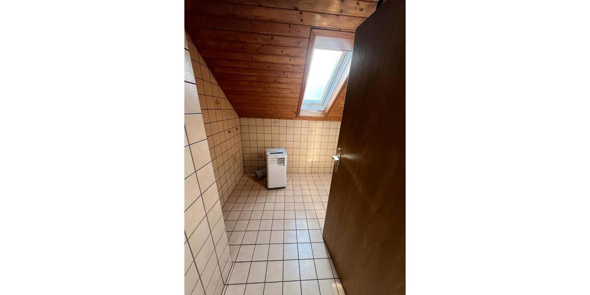 Etagenwohnung Schramberg - 5 Zimmer, 119 m&sup2;, 1.000&euro; | Angebot:25405696