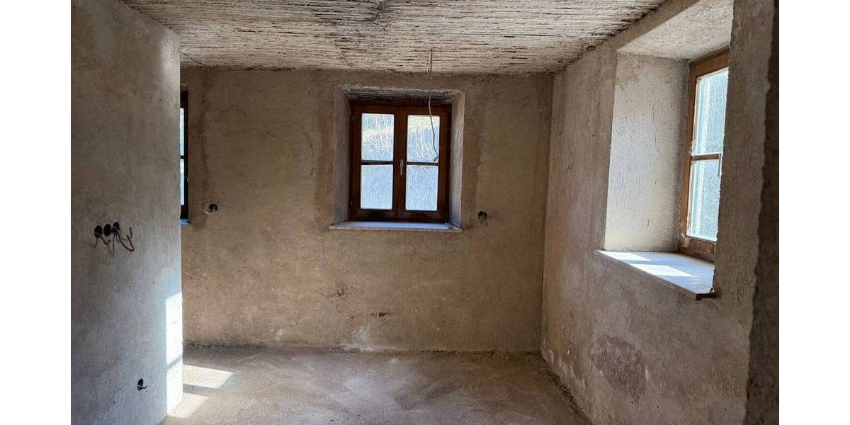Einfamilienhaus Traunstein - 3 Zimmer, 116 m&sup2;, 230.000&euro; | Angebot:26388612