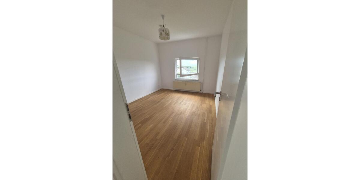 Maisonettenwohnung Friedberg (Hessen) - 3.5 Zimmer, 130 m&sup2;, 1.850&euro; | Angebot:26342893