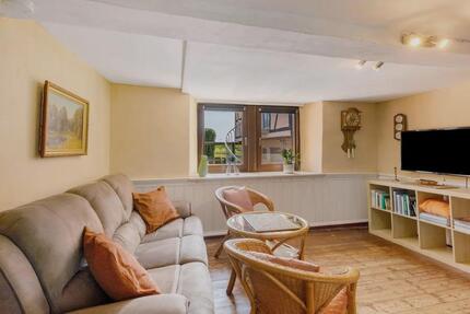 Haus An der Schmücke - 6 Zimmer, 120 m&sup2;, 100.000&euro; | Angebot:25298857