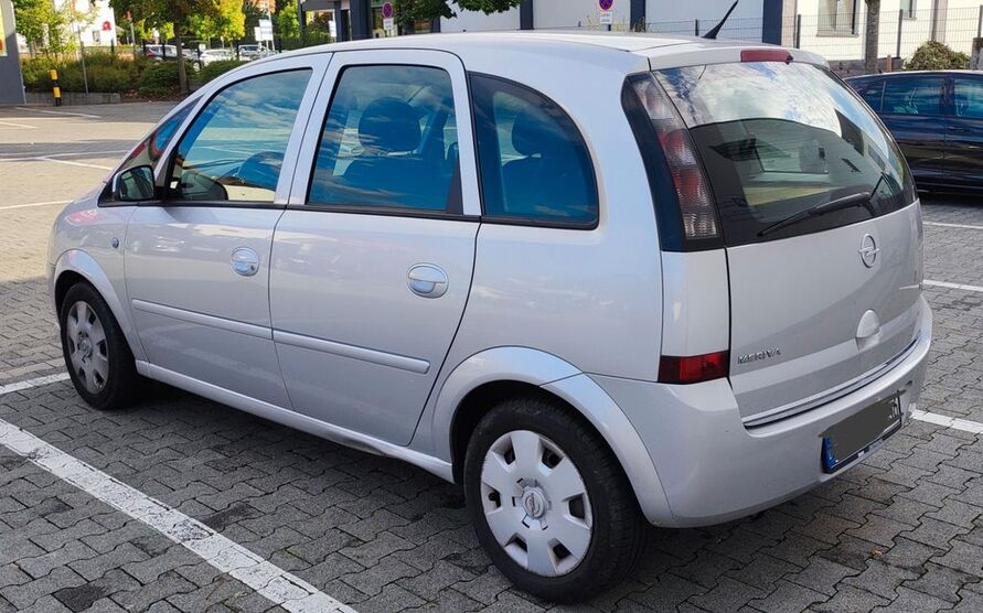 Opel Meriva 125.000 km 4.250 € Bad Arolsen 34454