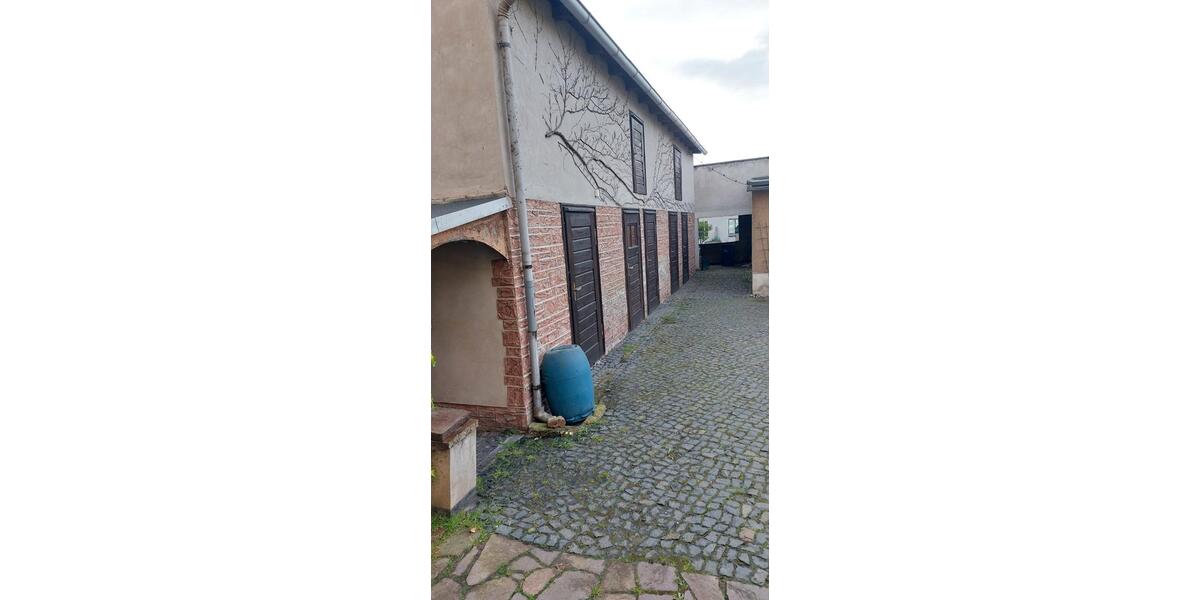 Reihenhaus Leipzig Mitte - 6 Zimmer, 130 m&sup2;, 350.000&euro; | Angebot:26552710