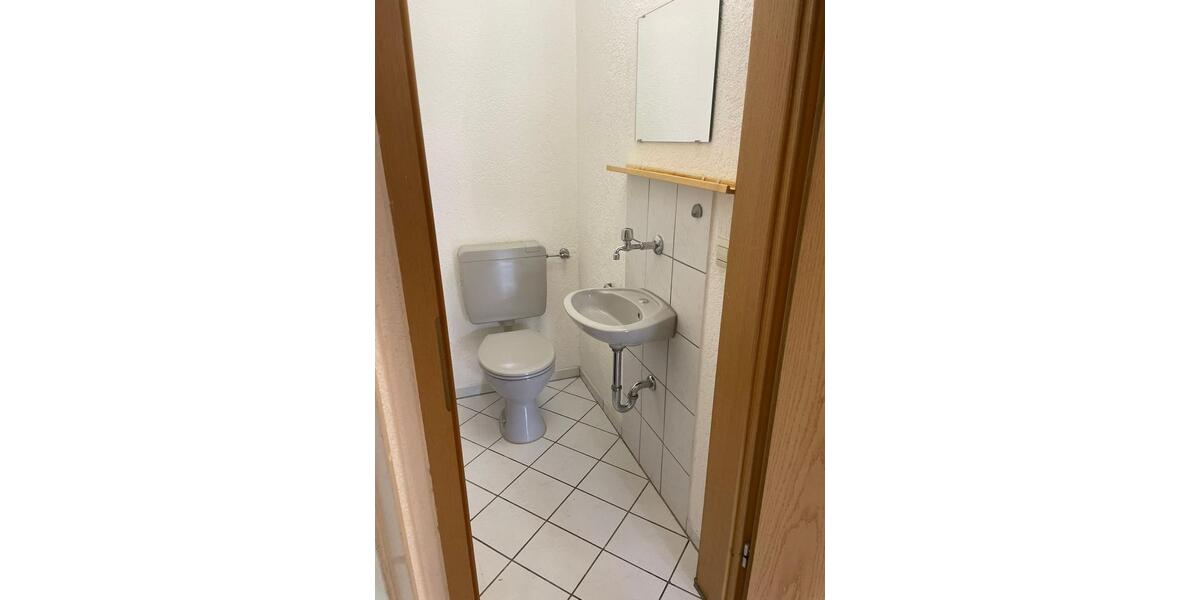 Erdgeschoßwohnung Gundelsheim - 4 Zimmer, 72 m&sup2;, 255.000&euro; | Angebot:27003099