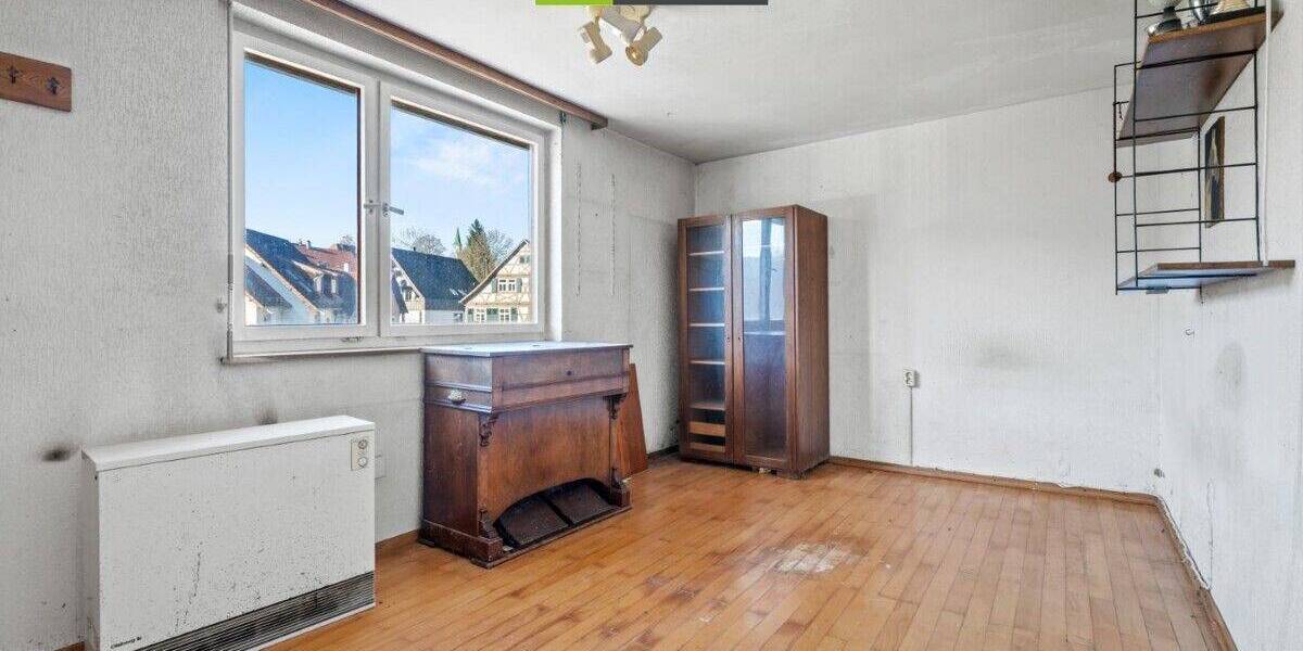Doppelhaushälfte Gomadingen - 6 Zimmer, 127 m&sup2;, 80.000&euro; | Angebot:25693511