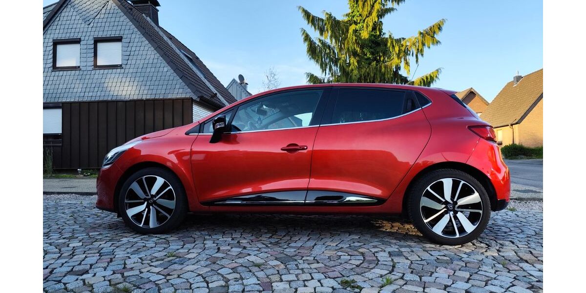 Renault Clio 103.000 km 5.800 &euro; Stolberg 52224