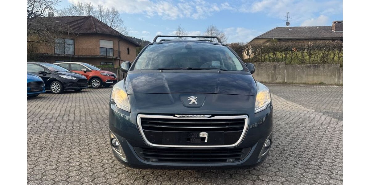 Peugeot 5008 230.000 km 3.800 &euro; Schweich-Issel 54338