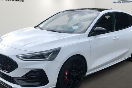 Ford Focus 15.900 km 34.990 &euro; Olpe 57462