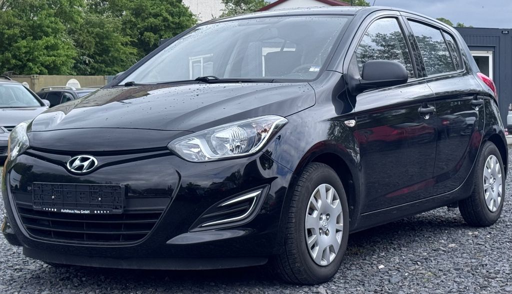 Hyundai i20 76.000 km 4.770 &euro; Hünfeld 36088