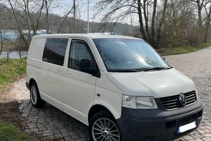 VW T5 Transporter 215.500 km 7.900 &euro; Flensburg 24937