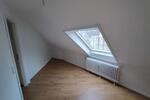 Dachgeschoßwohnung Seesen - 4 Zimmer, 105 m&sup2;, 680&euro; | Angebot:22396212