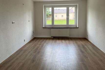 Wohnung Bretnig-Hauswalde Hauswalde - 2 Zimmer, 43 m&sup2;, 280&euro; | Angebot:27148027