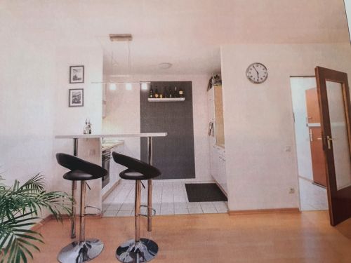 Praktische 2-Zimmer-Eigentumswohnung mit Balkon und Loggia in 97080 Würzburg (ID 10301) - Etagenwohnung Würzburg Würzburg | Angebot:16022501