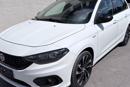 Fiat Tipo 157.024 km 6.599 &euro; Friedrichsdorf 61381